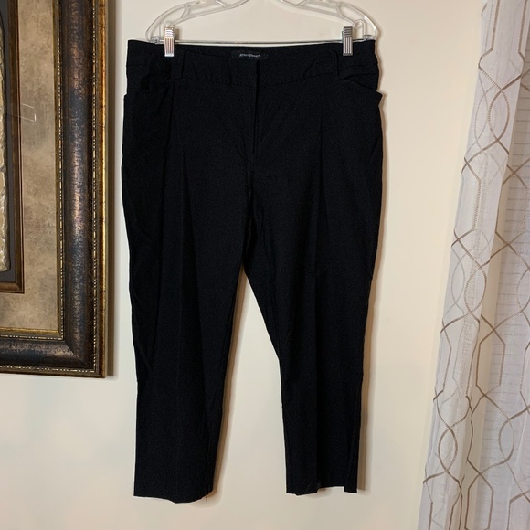 Ashley Stewart Black Crop Pants, Size 18 - Picture 1 of 7